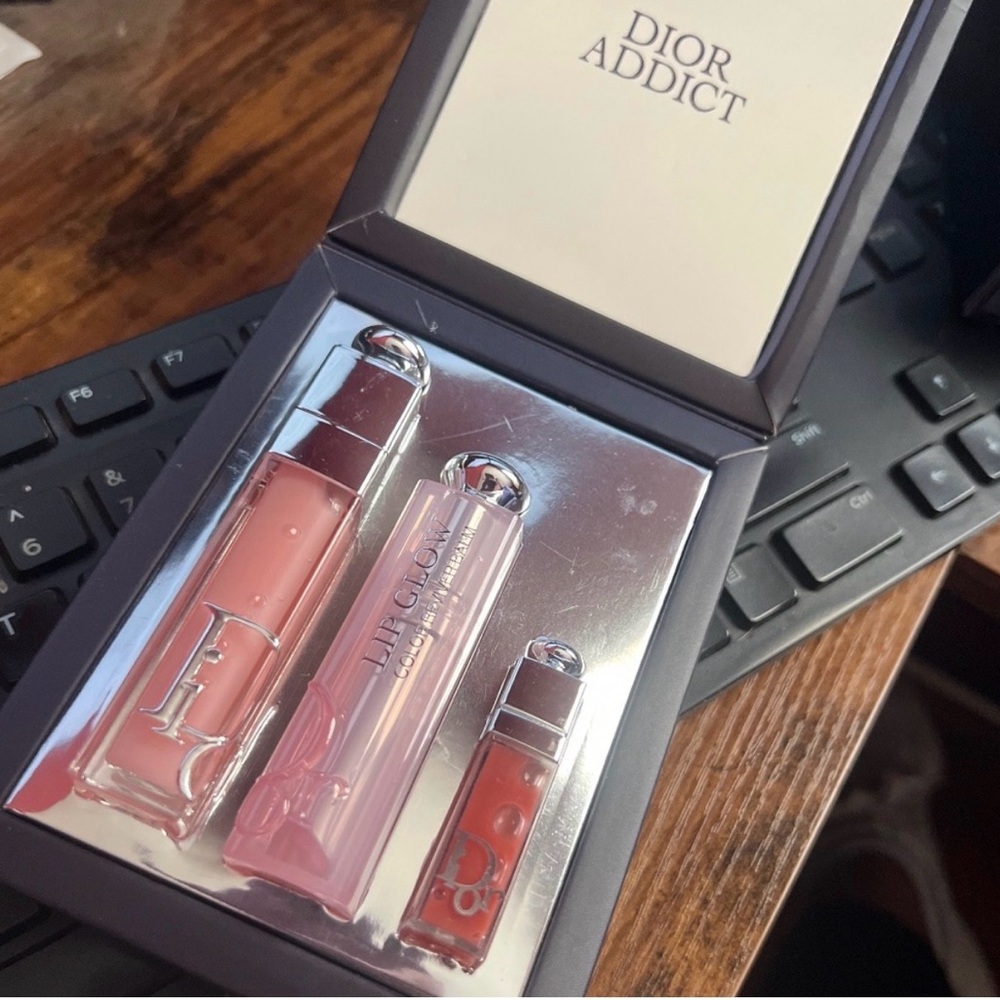 Dior Lip Glow and Gloss Collection - Coral Pink - Picture 2 of 3